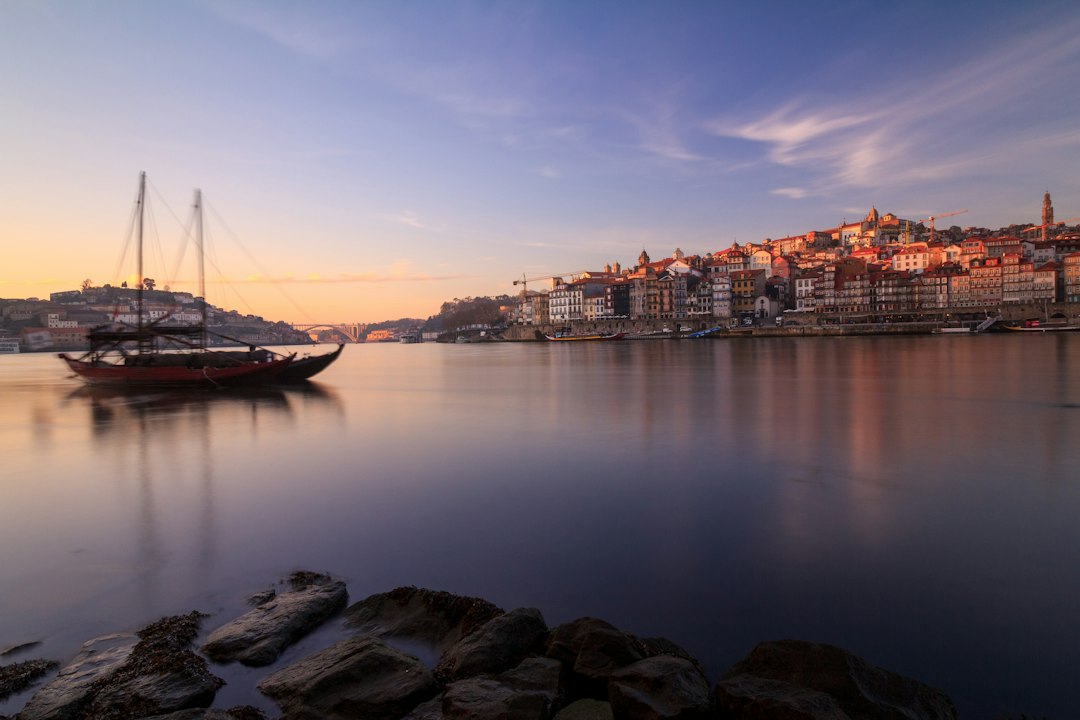 Taça de Vinho do Porto servida à mesa